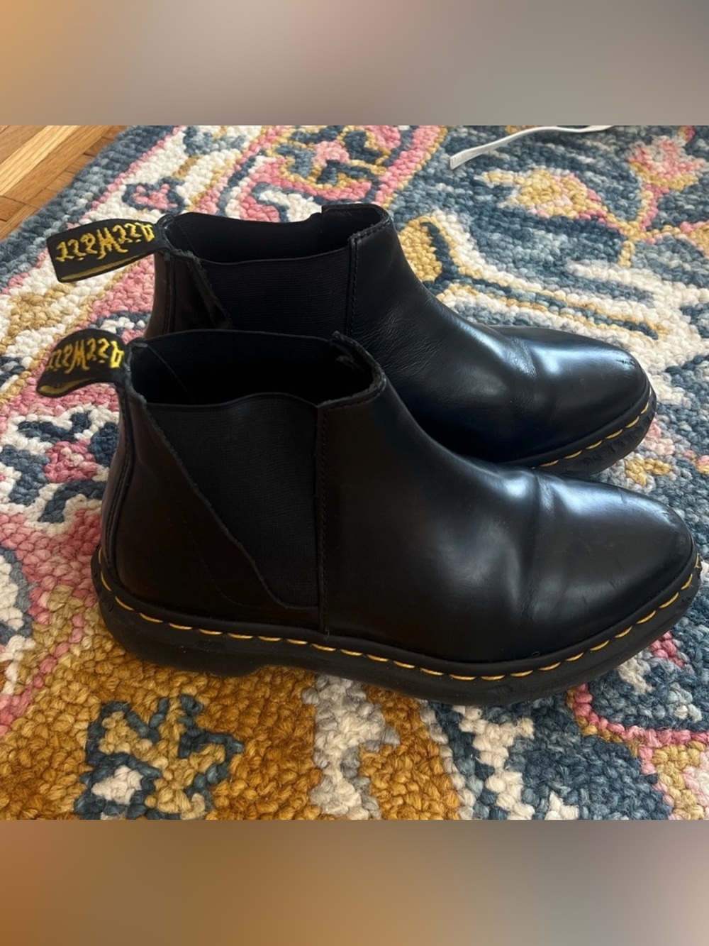 Dr Martens Chelsea Boots Womens Size 6 Black Leather Pull On Yellow Stitch Ankle